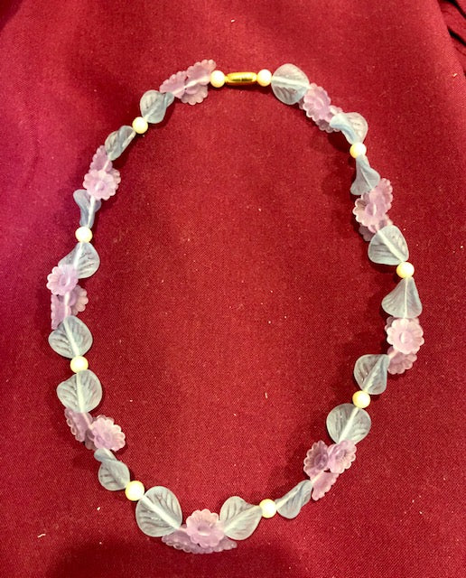 AVON Vintage Pastal Blossom Cute Necklace New in Box