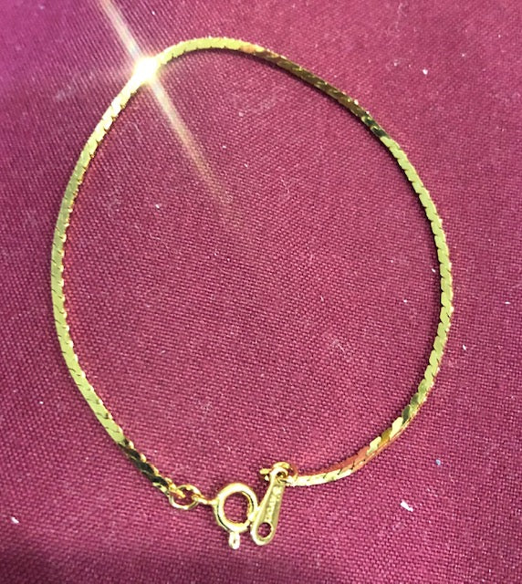 AVON Vintage Polished Strand Gold Tone Bracelet New in Box