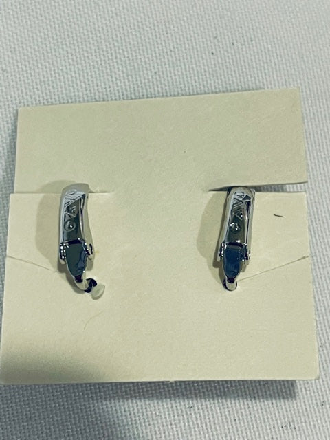 NEW AVON Vintage Snow Sparkle Flower Faux Diamond Silver Tone Clip Earrings