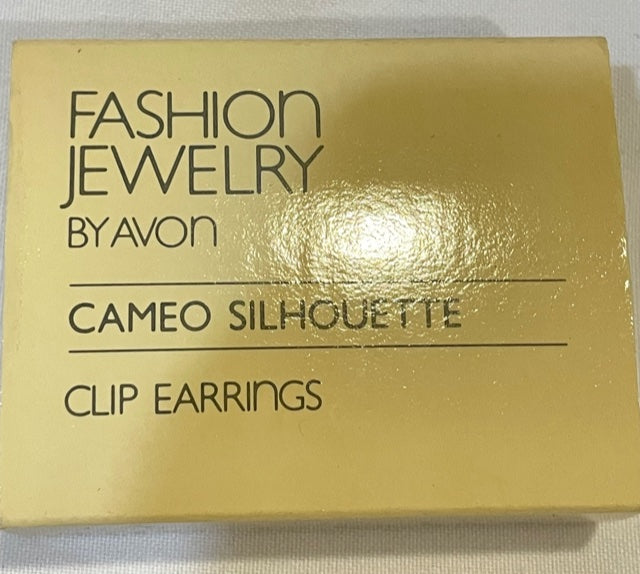 NEW AVON Vintage Cameo Silhouetee Collection Blue Clip Earrings