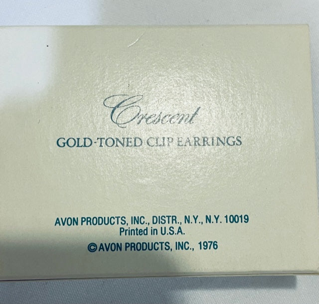 NEW AVON Vintage Gorgeous Gold tone Crescent Clip Earrings 1976