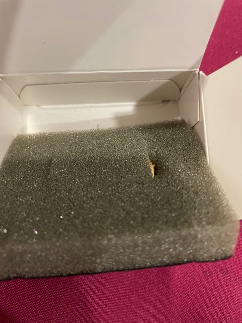 AVON Vintage Harmonious Heart Clip Earrings Gold Tone with Faux Red Diamond NEW in BOX 1994