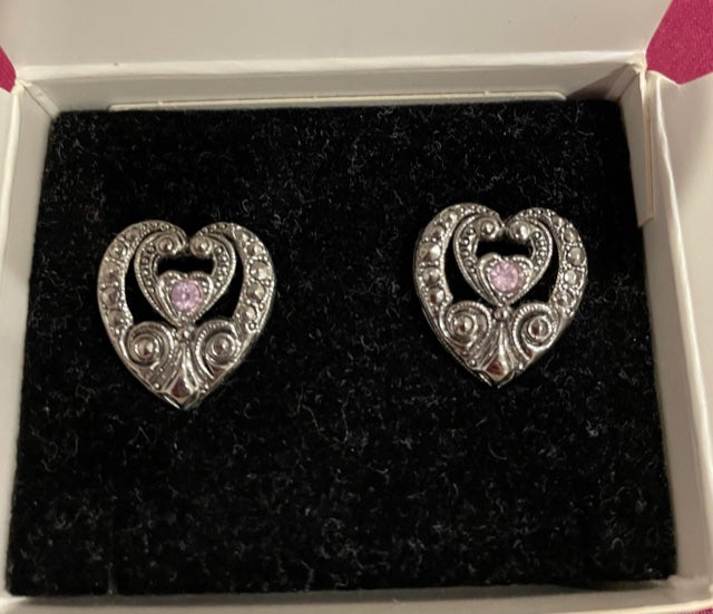 AVON Vintage Elegant Era Silver Tone Heart Clip Earrings NEW in BOX 1994