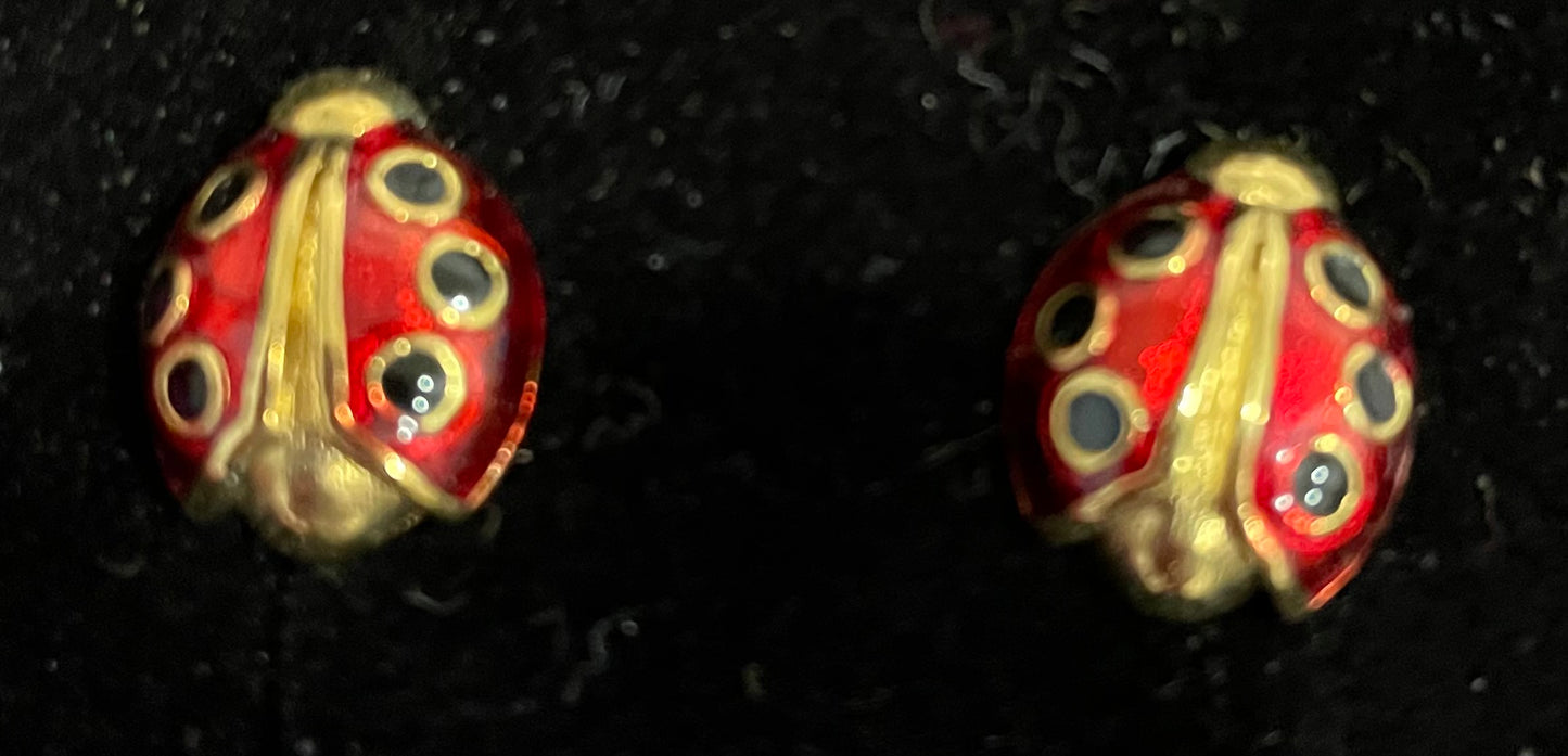 AVON Vintage Beautiful Ladybug Red Pierced Earrings New
