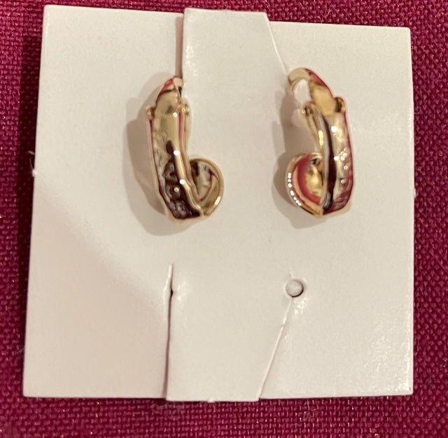 AVON Vintage Beautiful Turquoise Impression Swirl Clip Earrings New in Box 1983