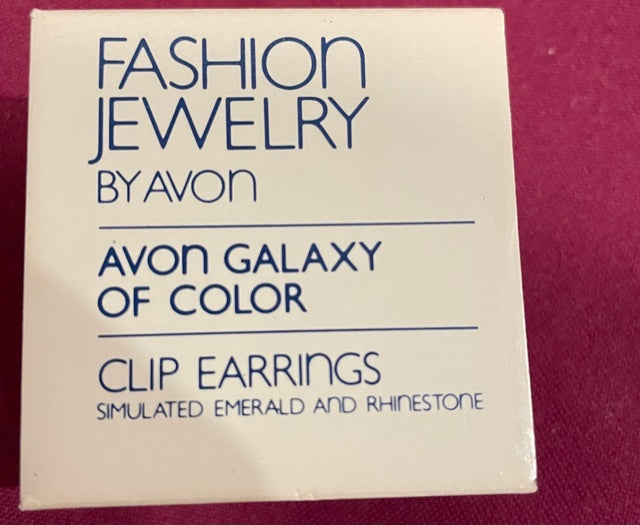 AVON Vintage Beautiful Galaxy of Color Clip Earrings Simulated Emerald and Rhinestones NEW in BOX 1982