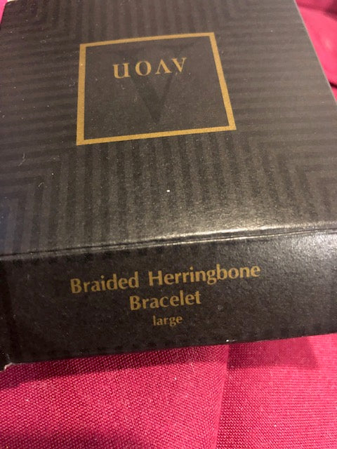 AVON Vintage Large Gold Tone Braided Herringbone Bracelet New in Box