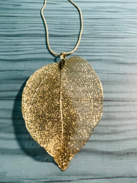 New Gold Plated Leaf Pendant Necklace, Fashion Sweater Pendant Necklace