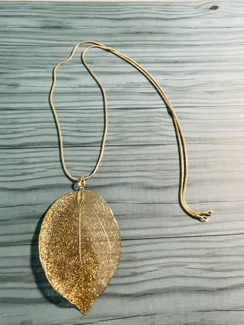 New Gold Plated Leaf Pendant Necklace, Fashion Sweater Pendant Necklace