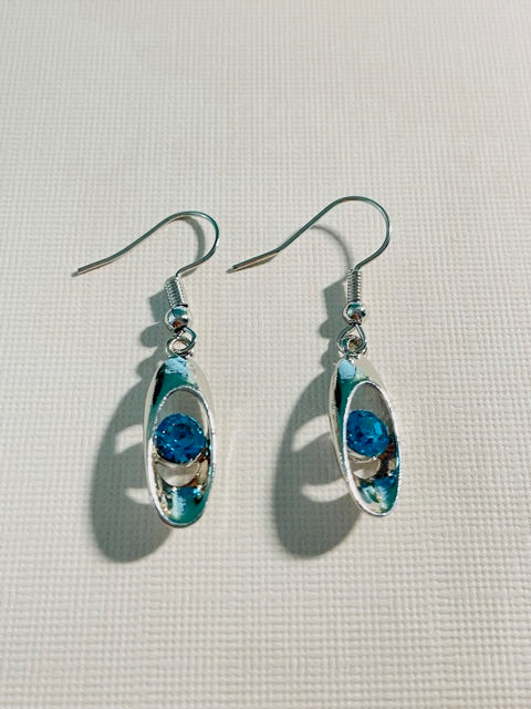 NEW Fashion Beautiful Blue Gemstone Pierced Earrings