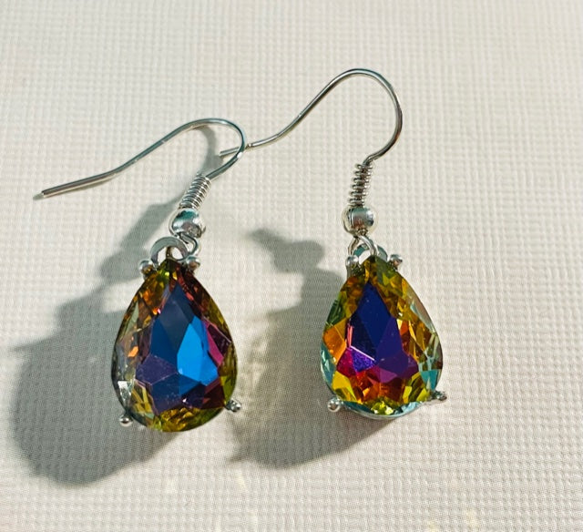 NEW Fashion Beautiful Colorful Teardrop Pendant Earrings