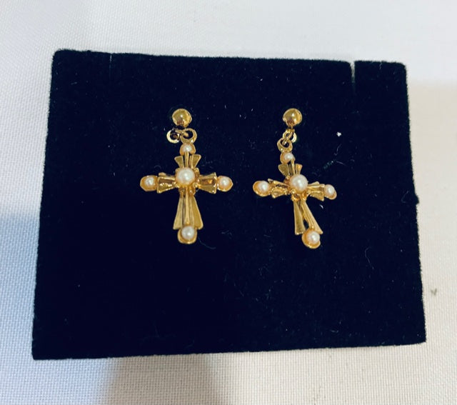 NEW AVON Vintage Beautiful Ornate Cross Gold Tone Pierced Earrings with Surgical Steel Post