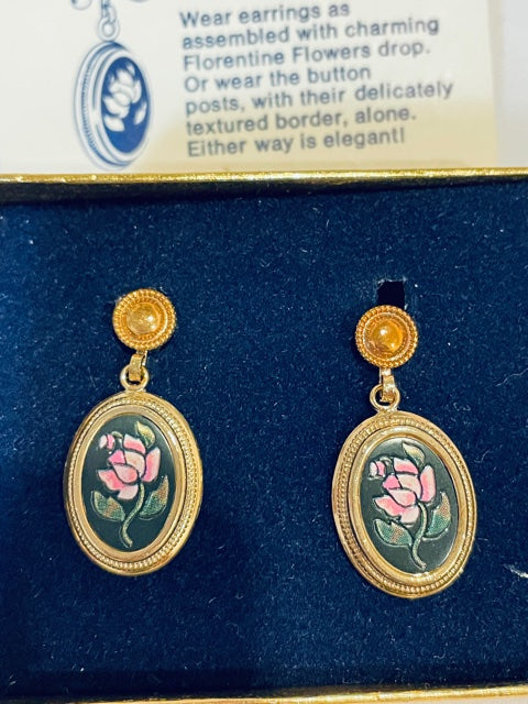 AVON Vintage Gorgeous Florentine Flowers Convertible Pierced Earrings 1974