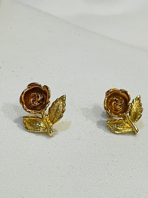 NEW AVON Vintage Burnished Roses Collection, Gold Tone Rose Pierced Earrings 1975