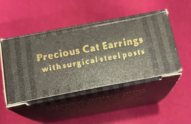 AVON Vintage Precious Cat Earrings with Surgical Steel Post NEW in BOX 1992