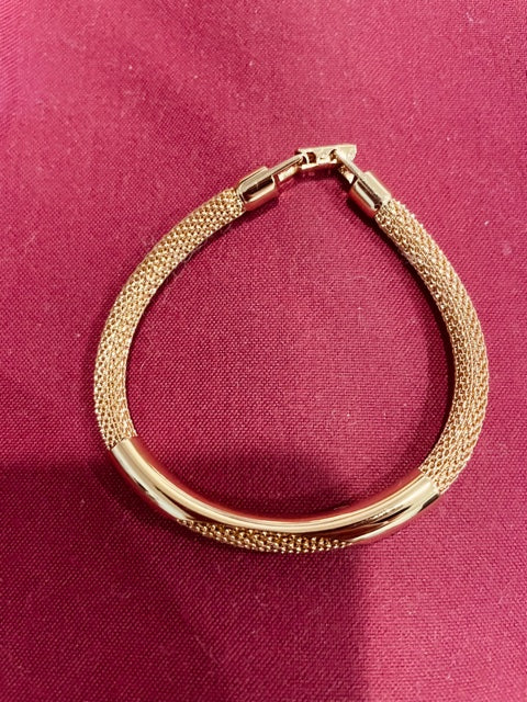 AVON Vintage Classic Style Shimmering Cord Gold Tone Bracelet New in Box