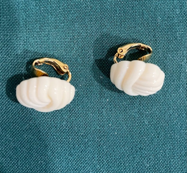 AVON Beautiful Ivory Tone Lustre Clip Earrings NEW in BOX