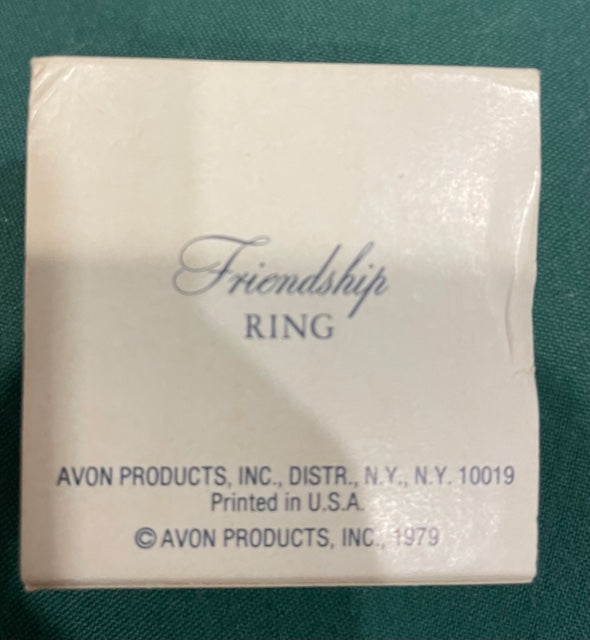 AVON Beautiful "Friendship" Ring Size 8, Gold Tone New in Box