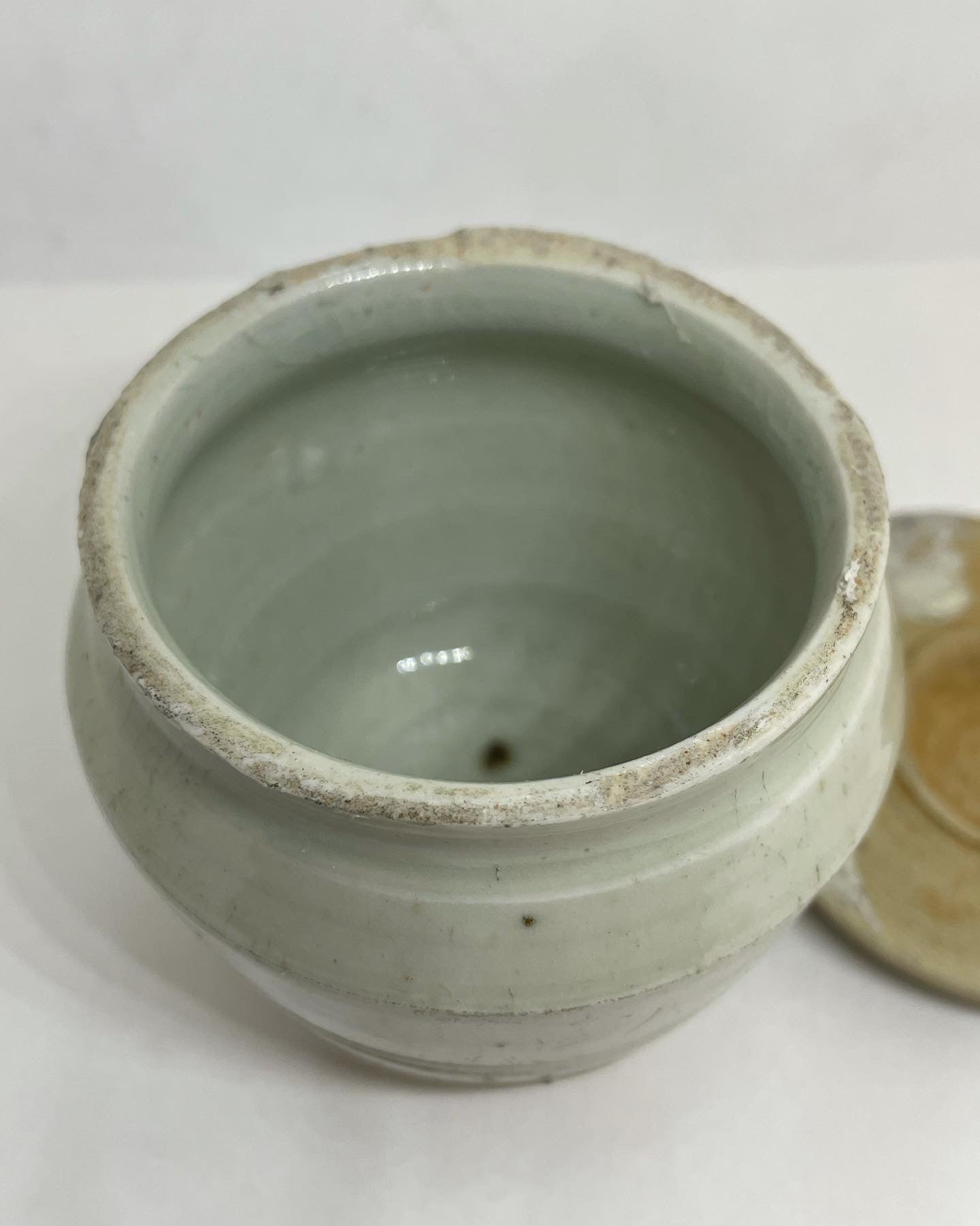 Rare Chinese Antique Song Dynasty Hutian Kiln Porcelain Jar with Lid (10th Century)