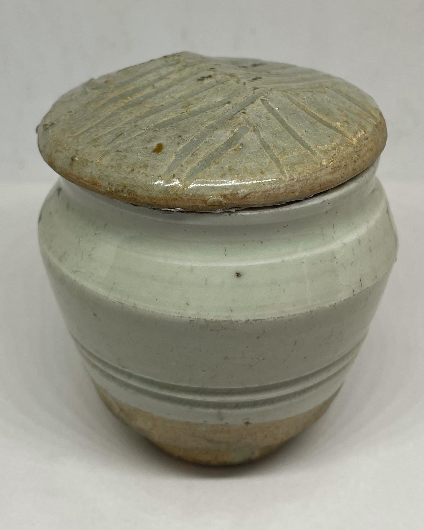 Rare Chinese Antique Song Dynasty Hutian Kiln Porcelain Jar with Lid (10th Century)